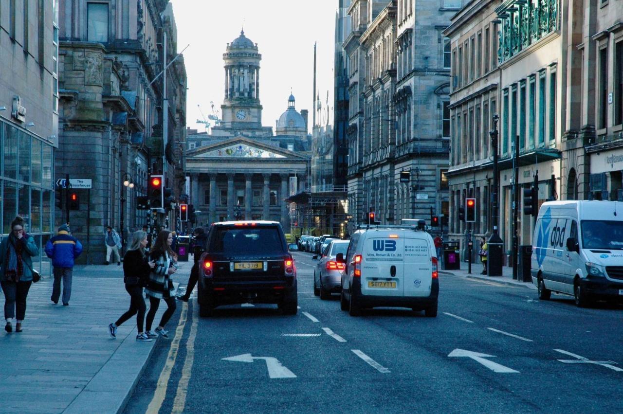 Fabulous Stylish Flat In Merchant City & Free Secure Parking Glasgow Exterior photo